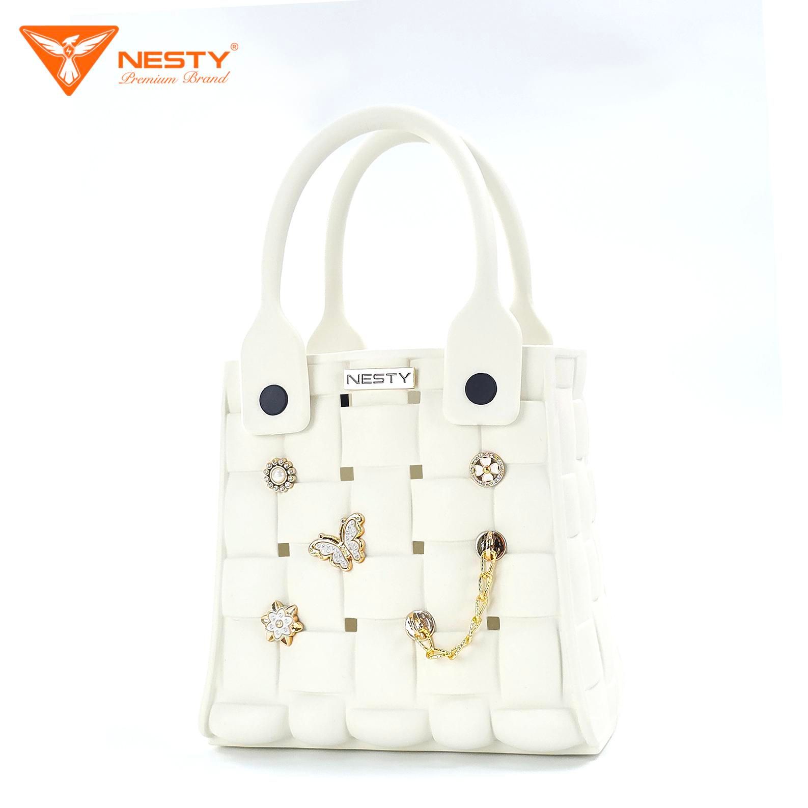 Túi Xách Tay NESTY Đính Kèm Charm Nữ Tính Sang Trọng Hiện Đại Chất Liêu EVA Mềm Mại Chống Thấm Nước TX-06 - Ảnh 5